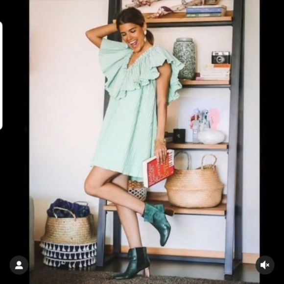 🌱 Zara Washed Green Voluminous Pleated Dress 🌱 - Picture 12 of 17